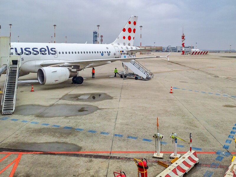 TML_503_luchthaven_vliegtuig_brusselsairlines_VE